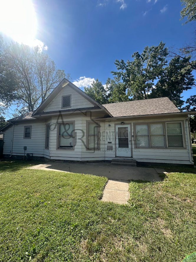 Property main image