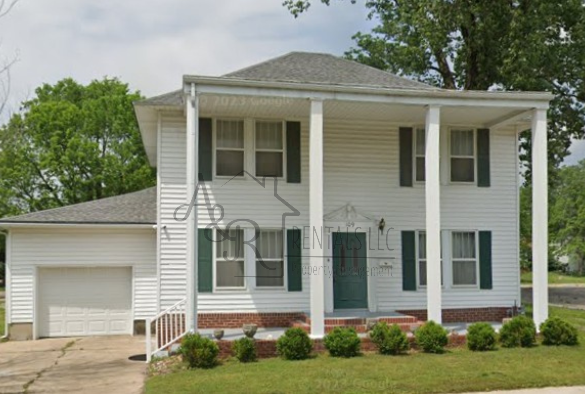 Property main image