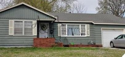 905 East 11th Street