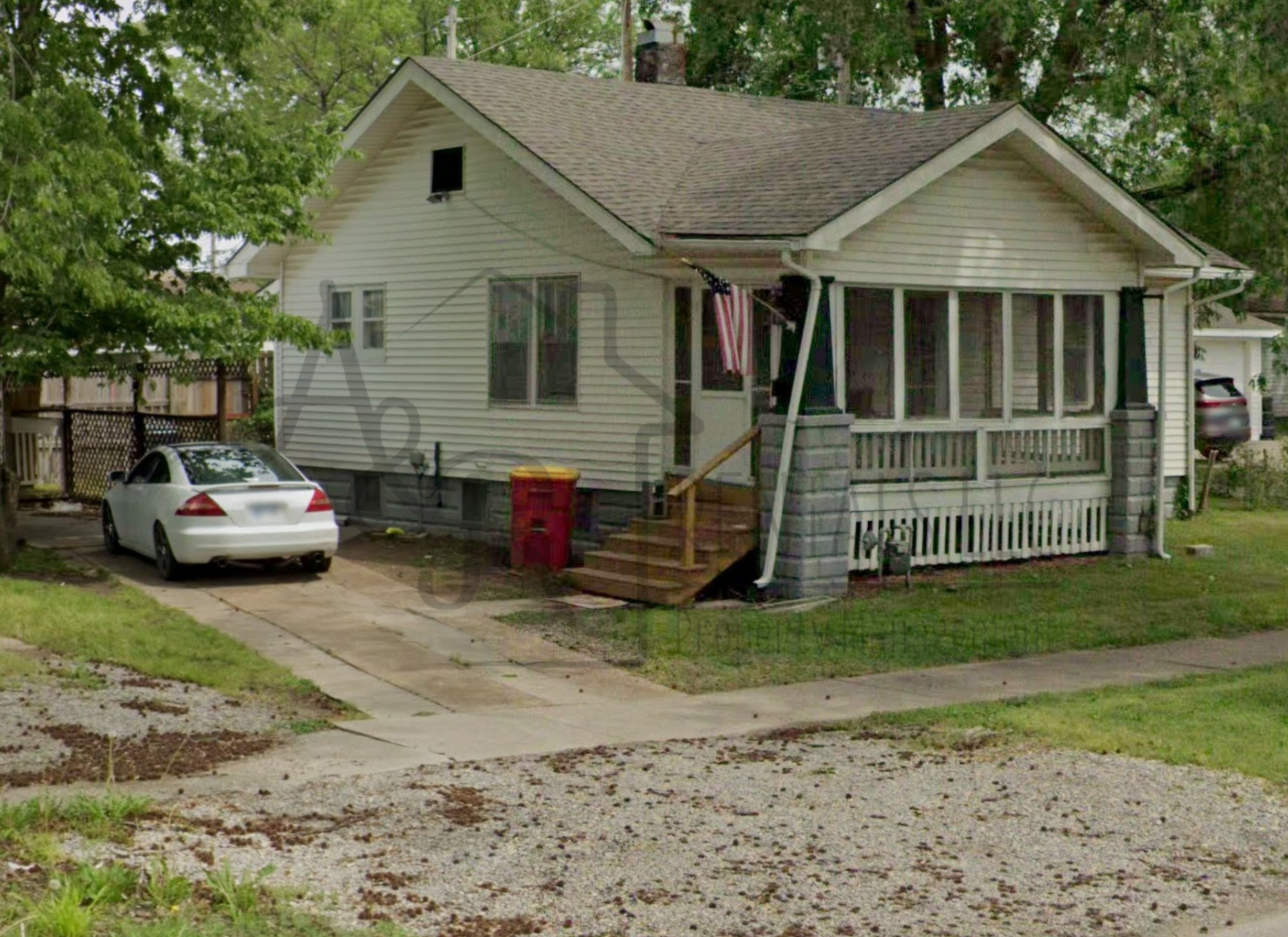1105 South Walnut